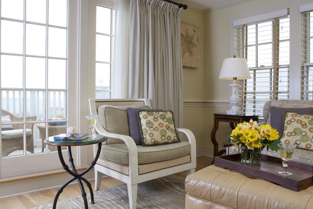 Vineyard Square Hotel And Suites Edgartown Eksteriør bilde