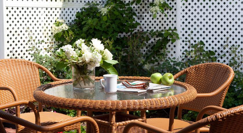 Vineyard Square Hotel And Suites Edgartown Eksteriør bilde